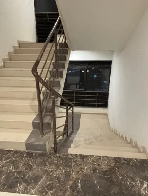 Sunset 1BHK in Vrindavan by da alohas