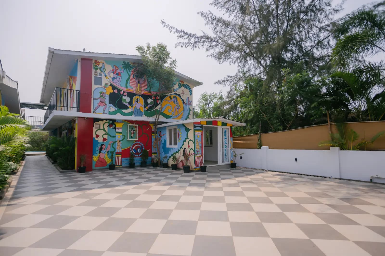 Golden Hour Arambol, a luxury 15bhk resort in Arambol